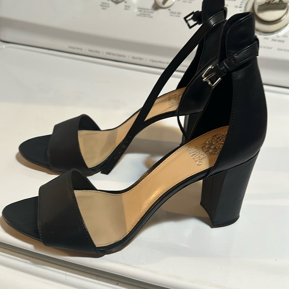 Vince Camuto Shoes